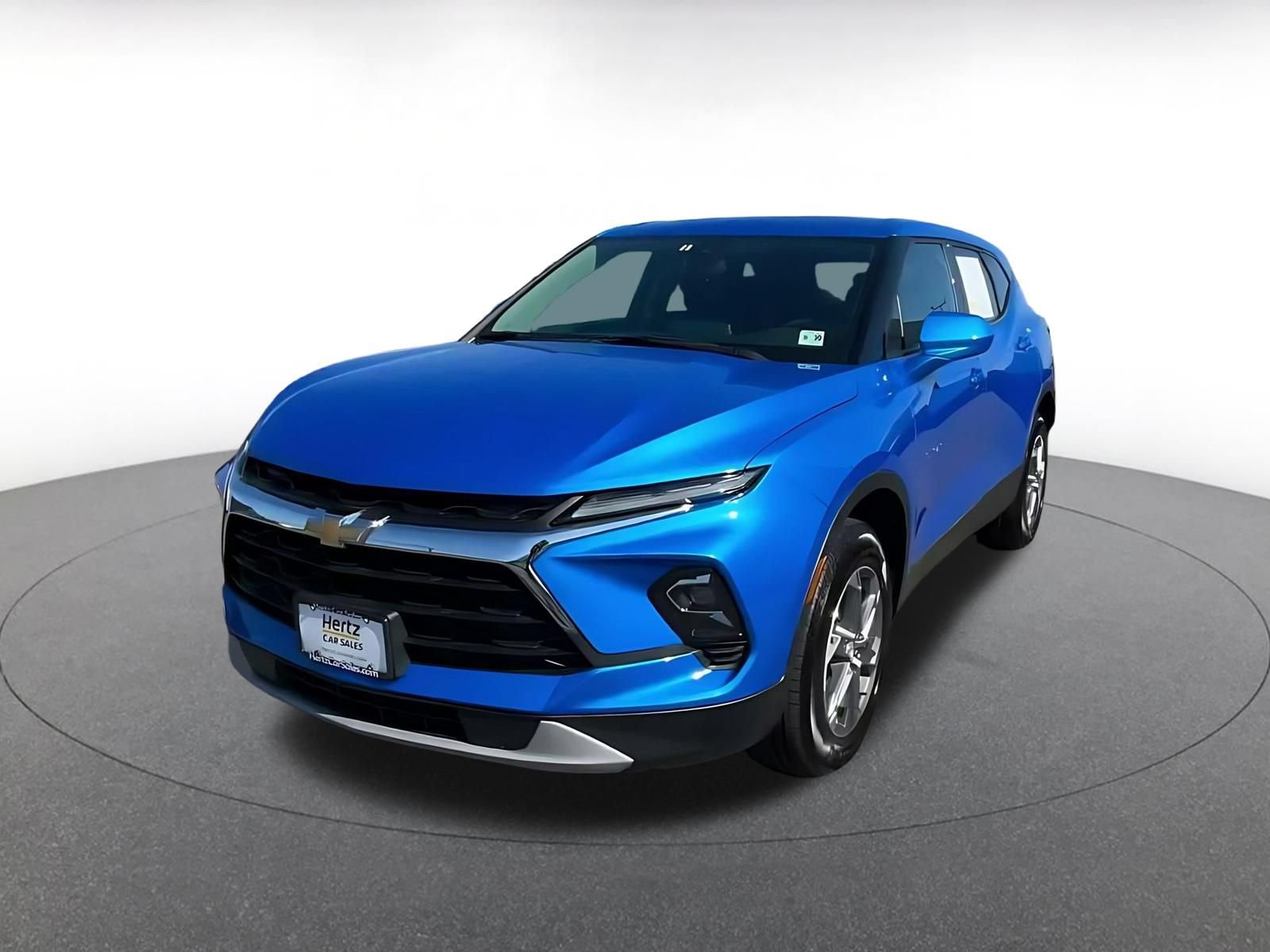 Used 2025 Chevrolet Blazer LT FWD image 6