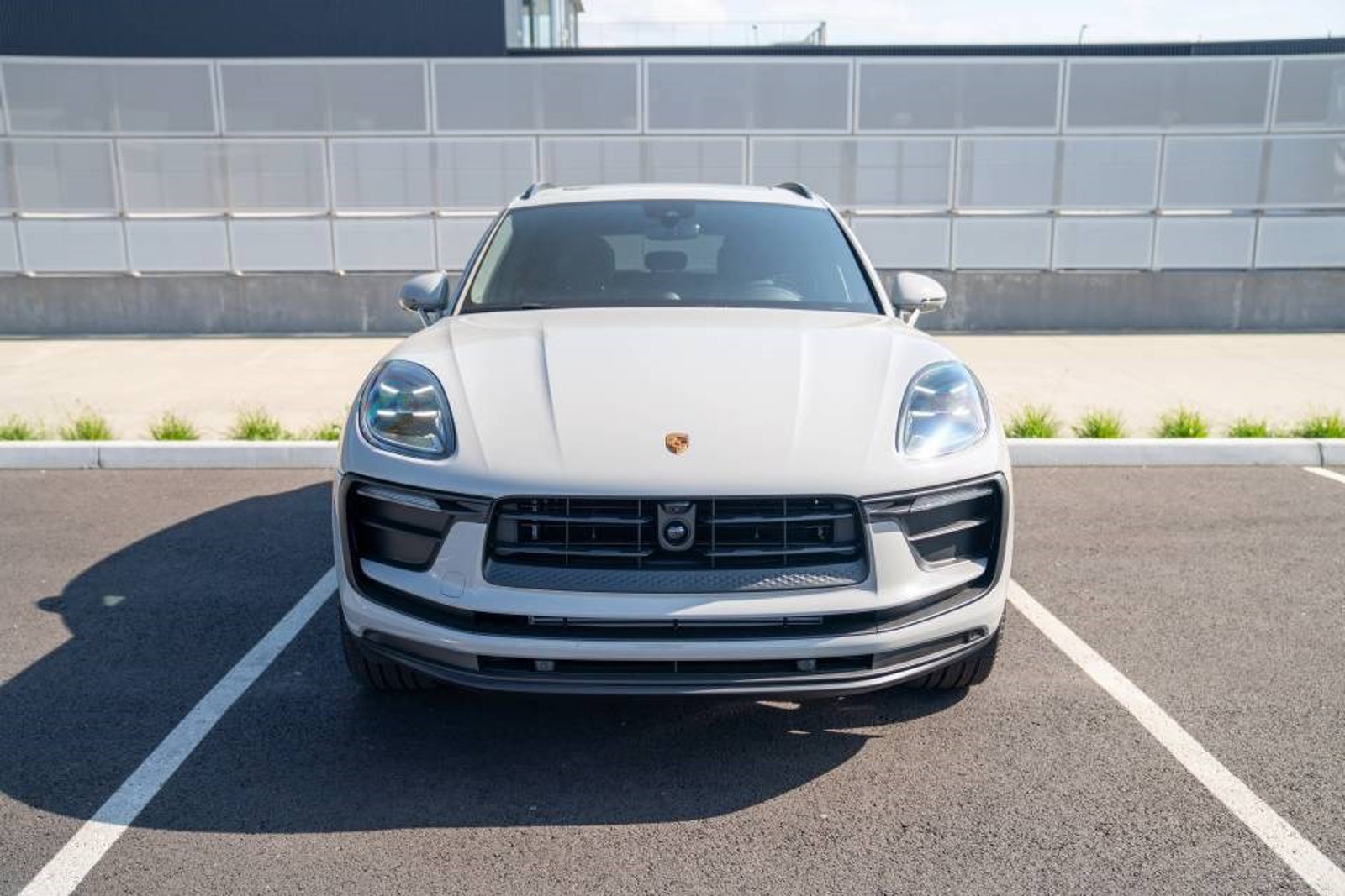 New 2026 Porsche Macan AWD/4WD image 6