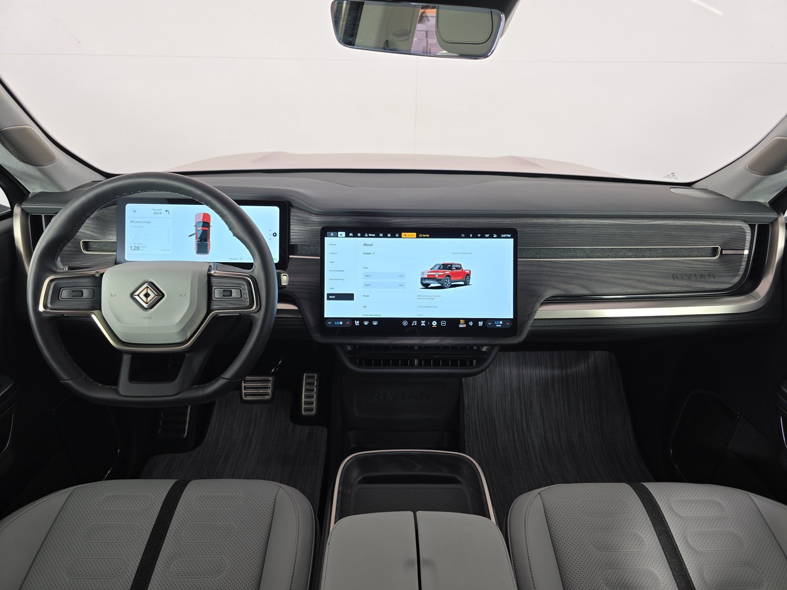 Used 2024 Rivian R1T Adventure AWD/4WD image 25