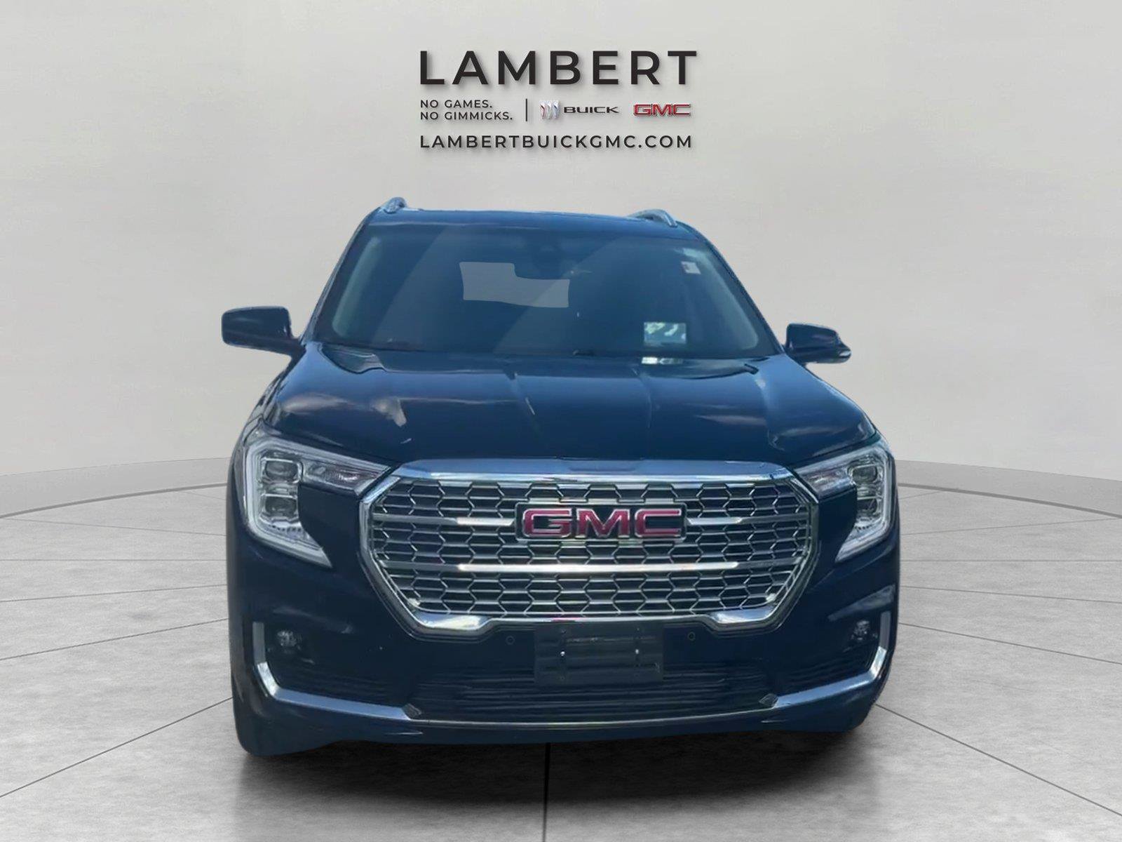 Used 2024 GMC Terrain Denali AWD/4WD image 8