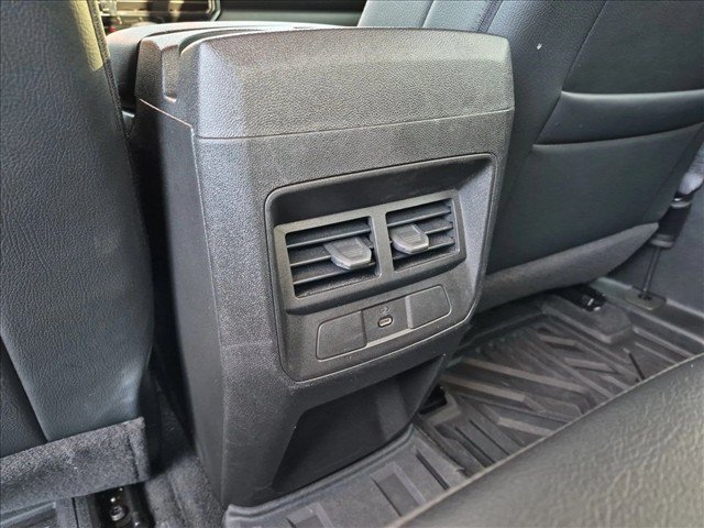 Used 2026 Chevrolet Colorado LT RWD image 16