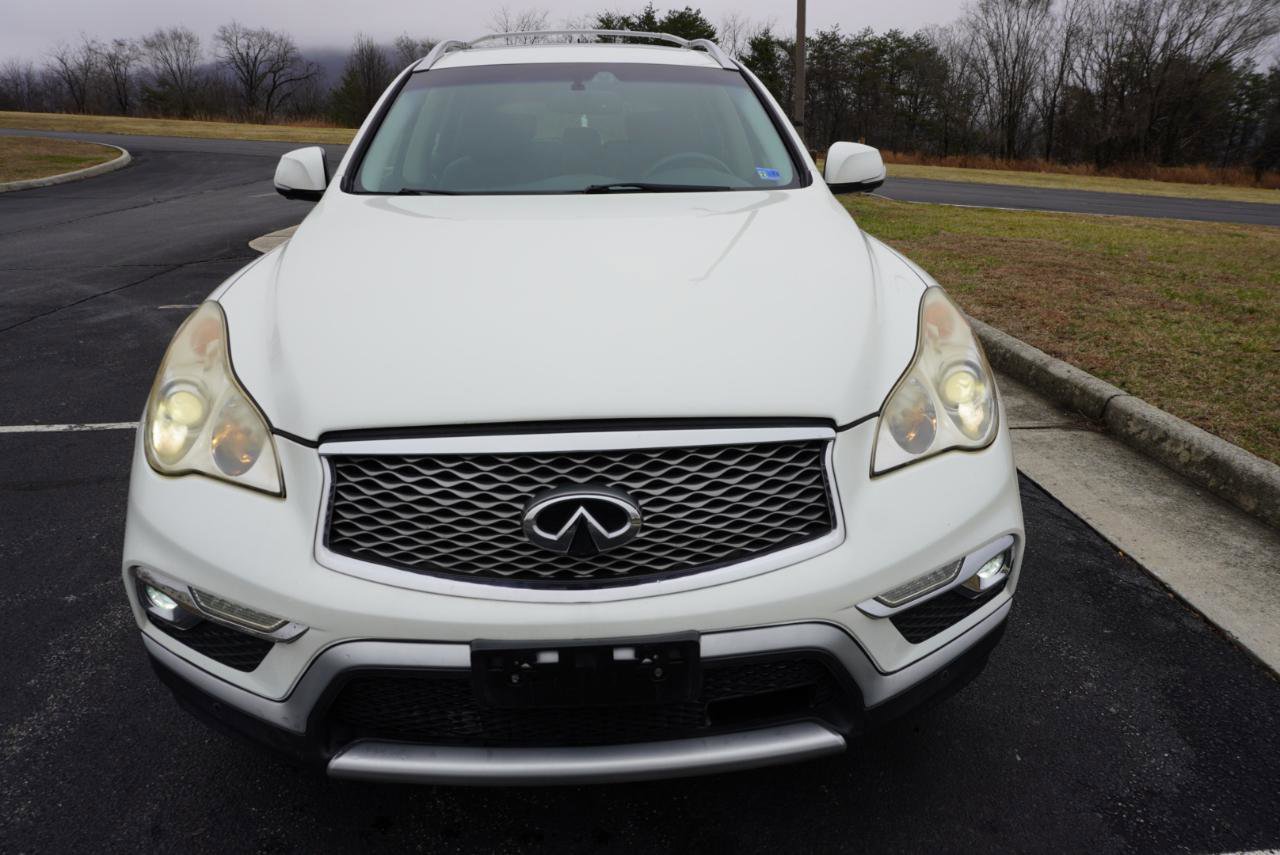 Used 2017 INFINITI QX50 AWD w/ Technology Package image 2