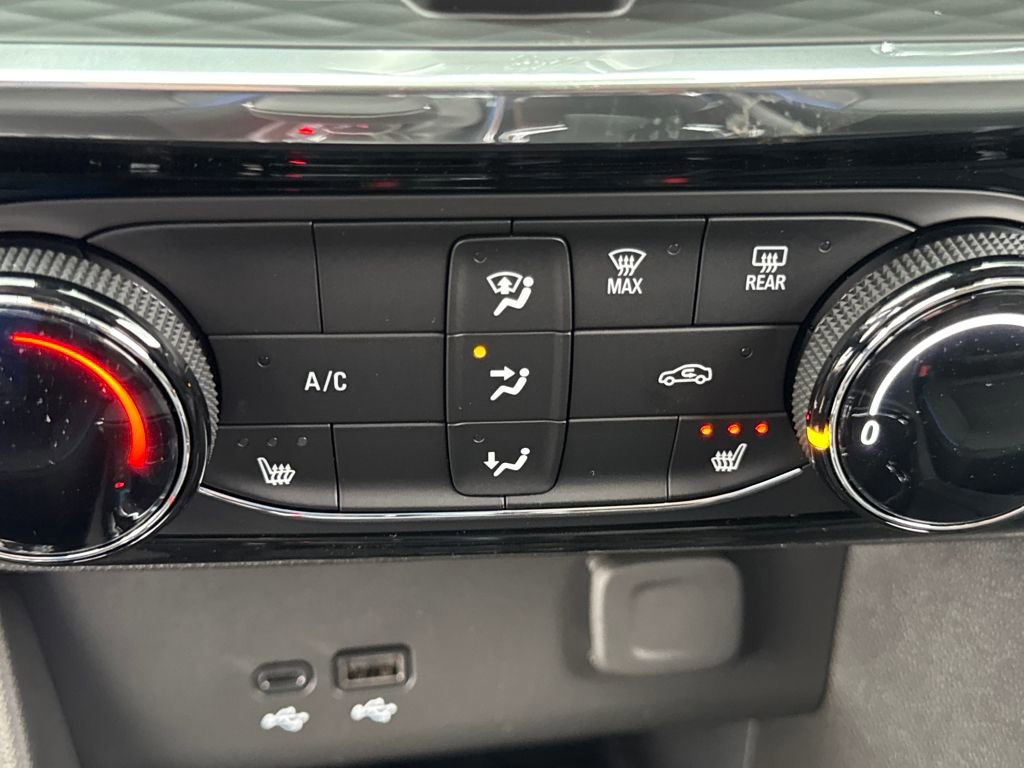 New 2026 Buick Encore GX Sport Touring w/ Advanced Technology Package image 20