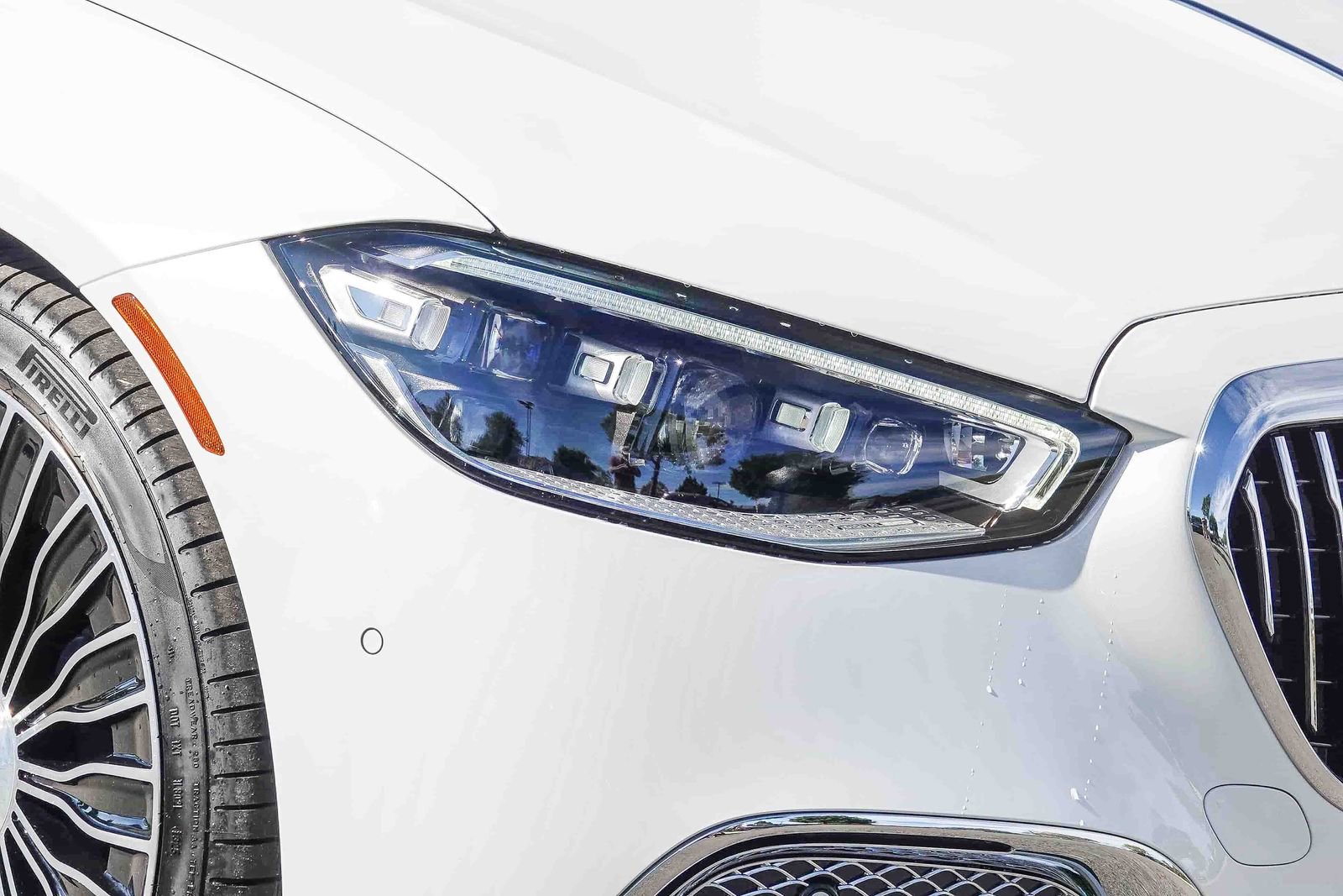 New 2026 Mercedes-Benz Maybach S 680 4MATIC image 9