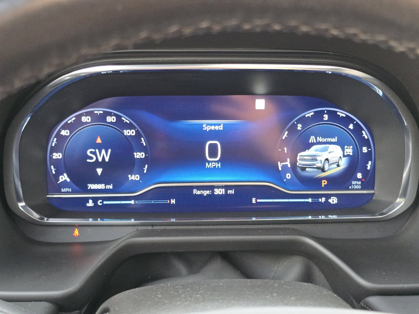 Used 2022 Chevrolet Suburban LT w/ LT Signature Plus Package image 39