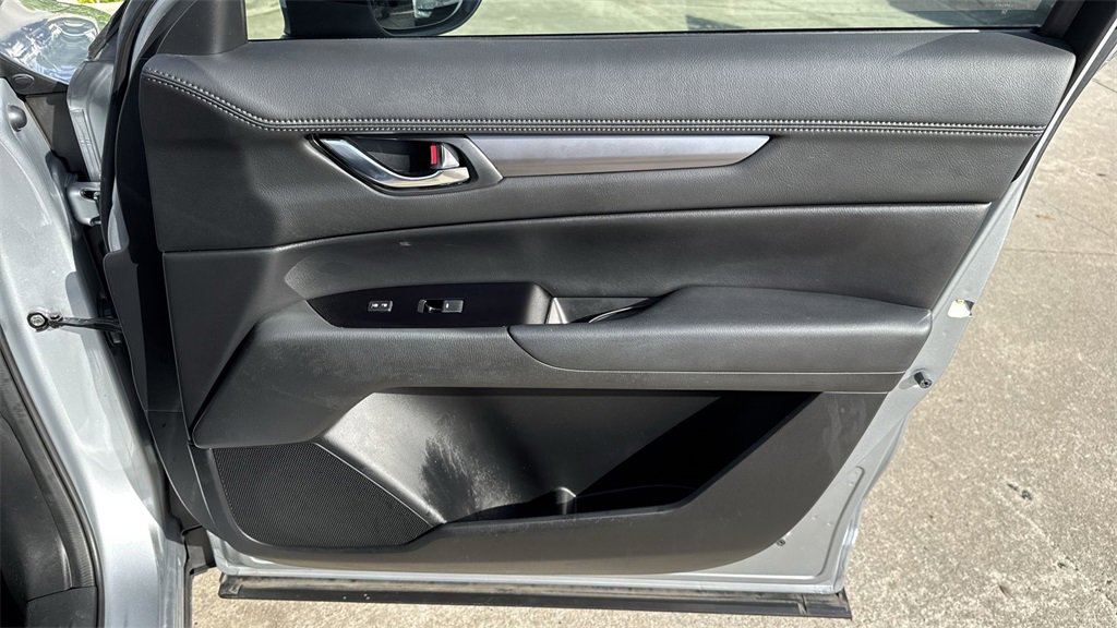 Used 2021 MAZDA CX-5 Touring image 44