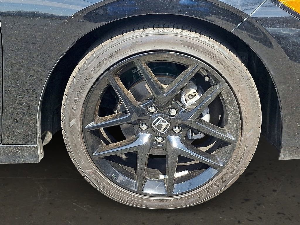 Used 2025 Honda Civic Sport image 9