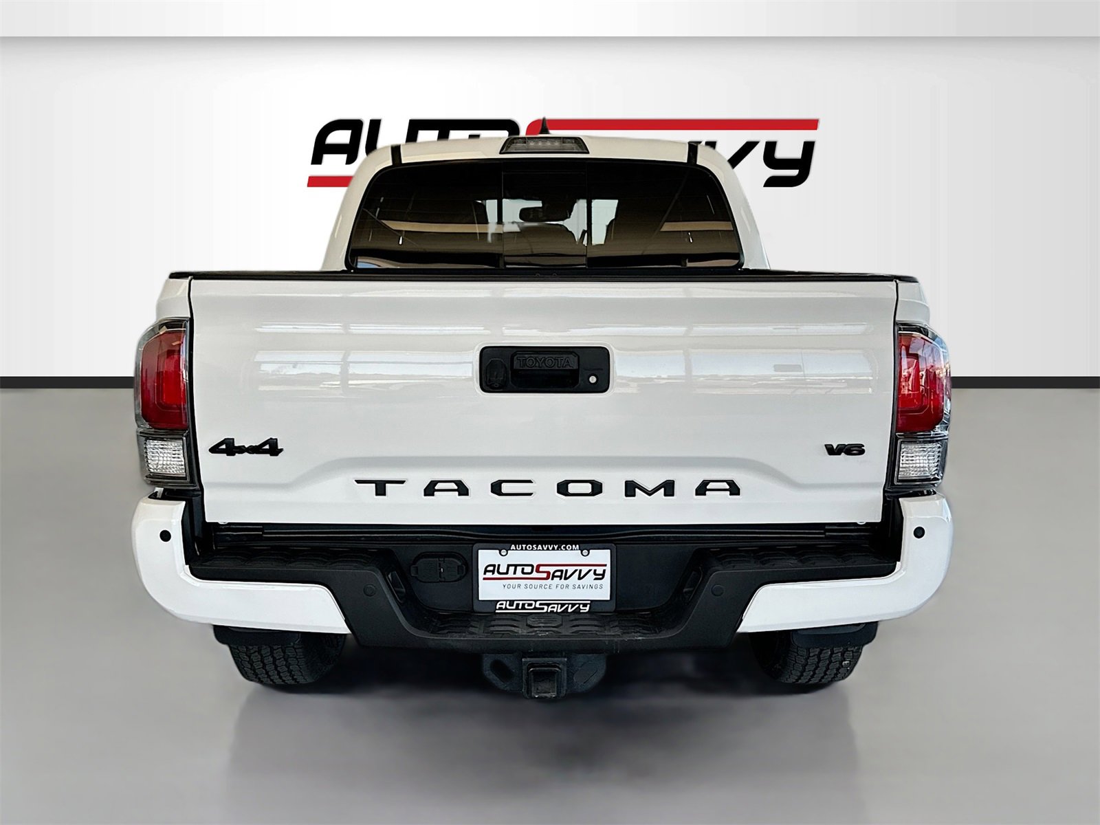 Used 2020 Toyota Tacoma Limited image 6