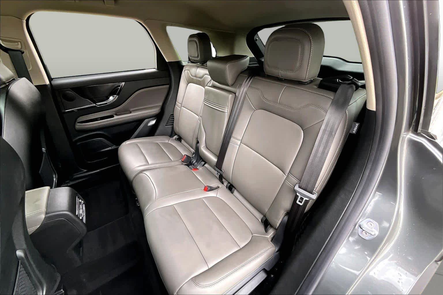 Used 2025 Lincoln Corsair FWD image 19