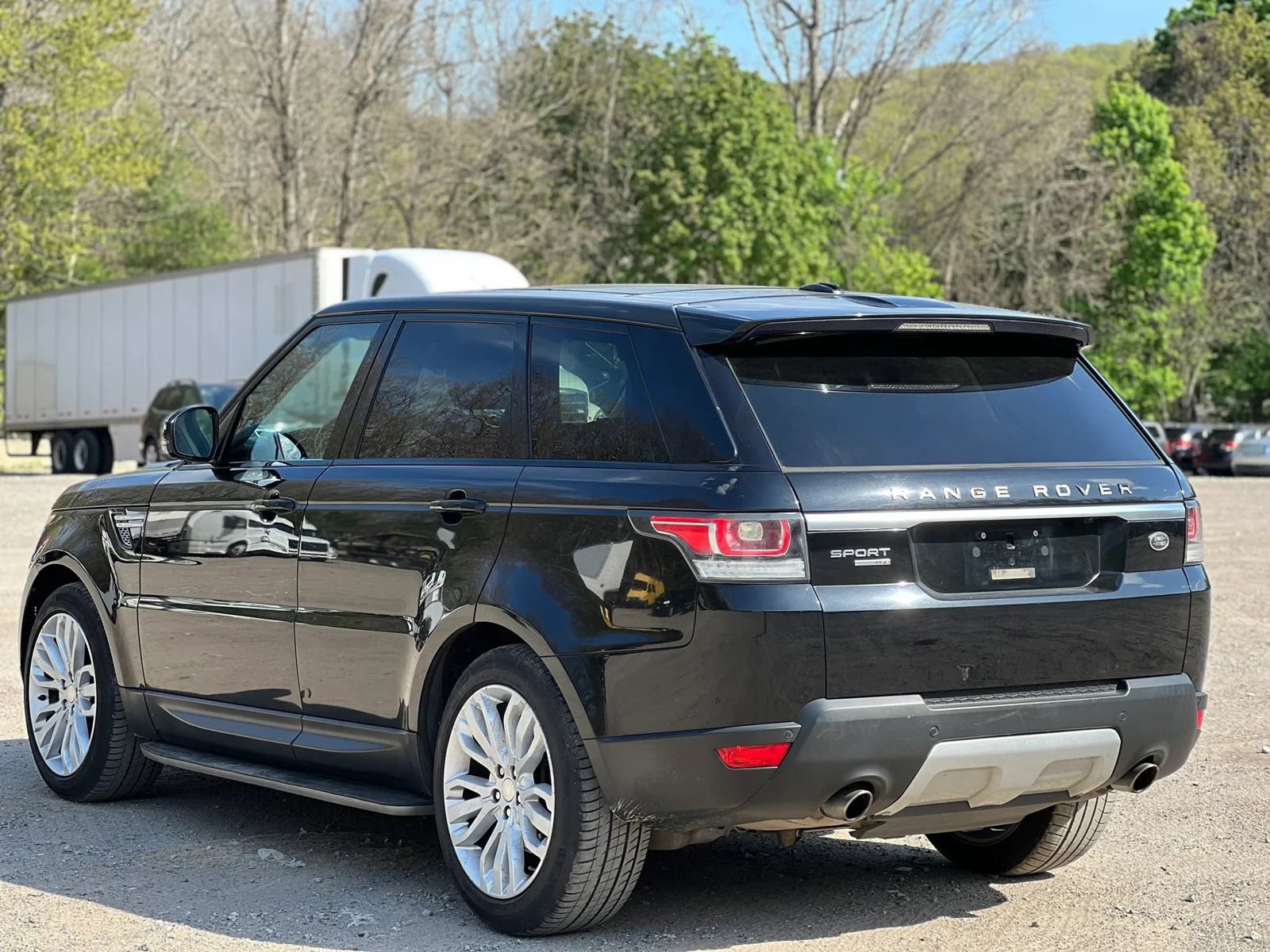 Used 2014 Land Rover Range Rover Sport HSE AWD/4WD image 4
