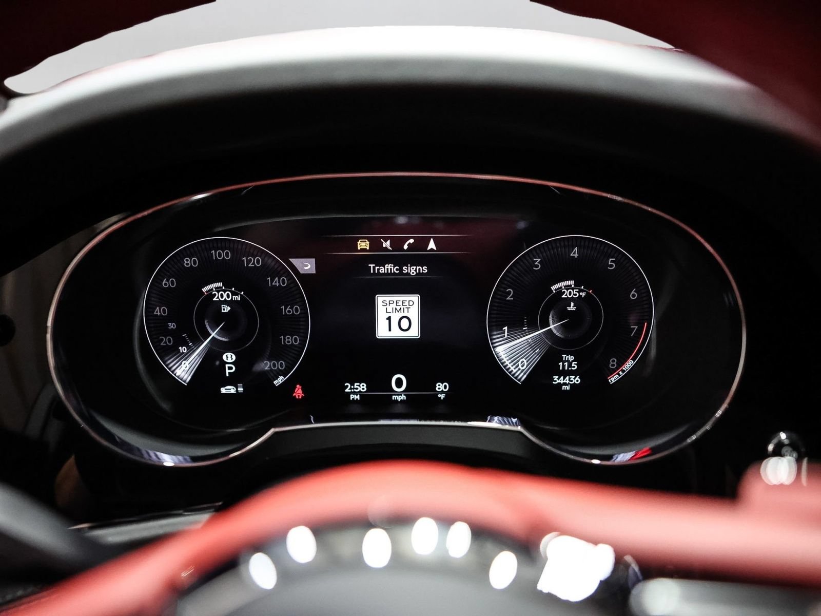 Used 2022 Bentley Bentayga AWD/4WD image 34