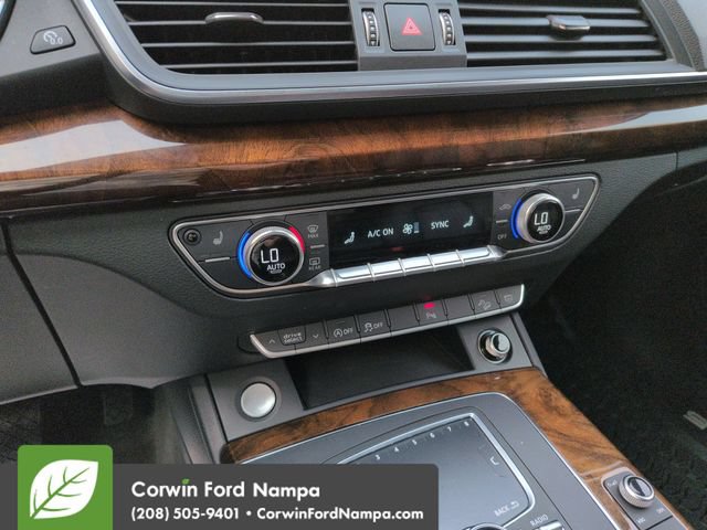 Used 2018 Audi Q5 2.0T Premium Plus w/ Premium Plus Package AWD/4WD image 17