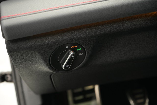 Used 2025 Volkswagen Jetta GLI Autobahn FWD image 25