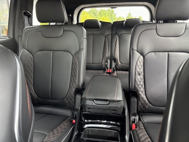 New 2025 Jeep Grand Cherokee L Summit image 16