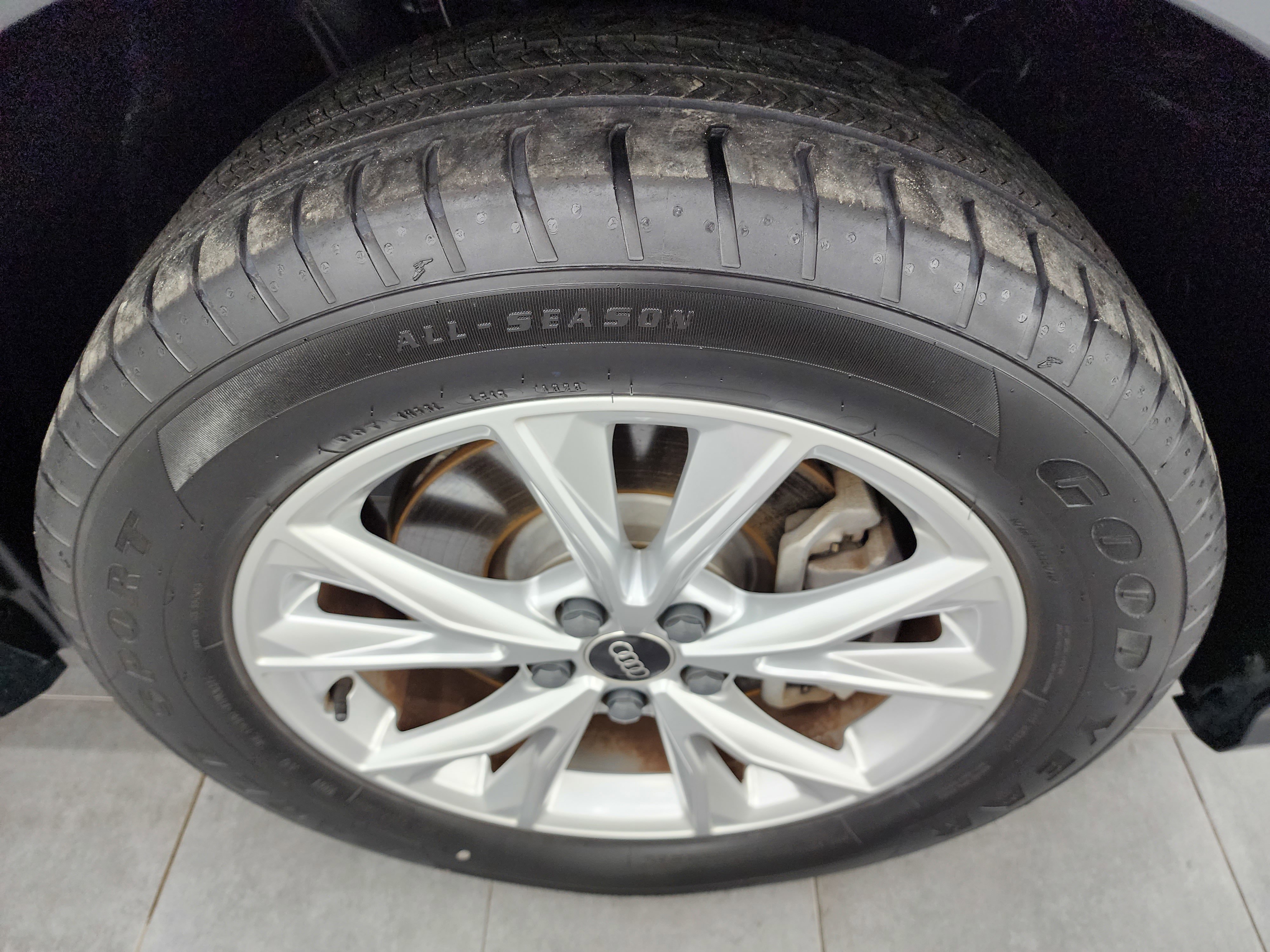 Used 2024 Audi Q3 2.0T Premium image 3