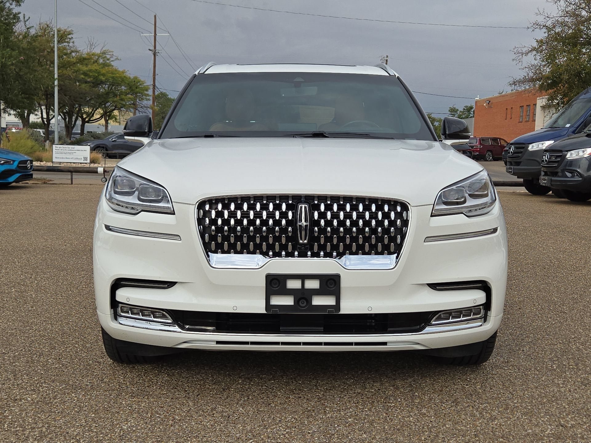 Used 2023 Lincoln Aviator Black Label AWD/4WD image 10
