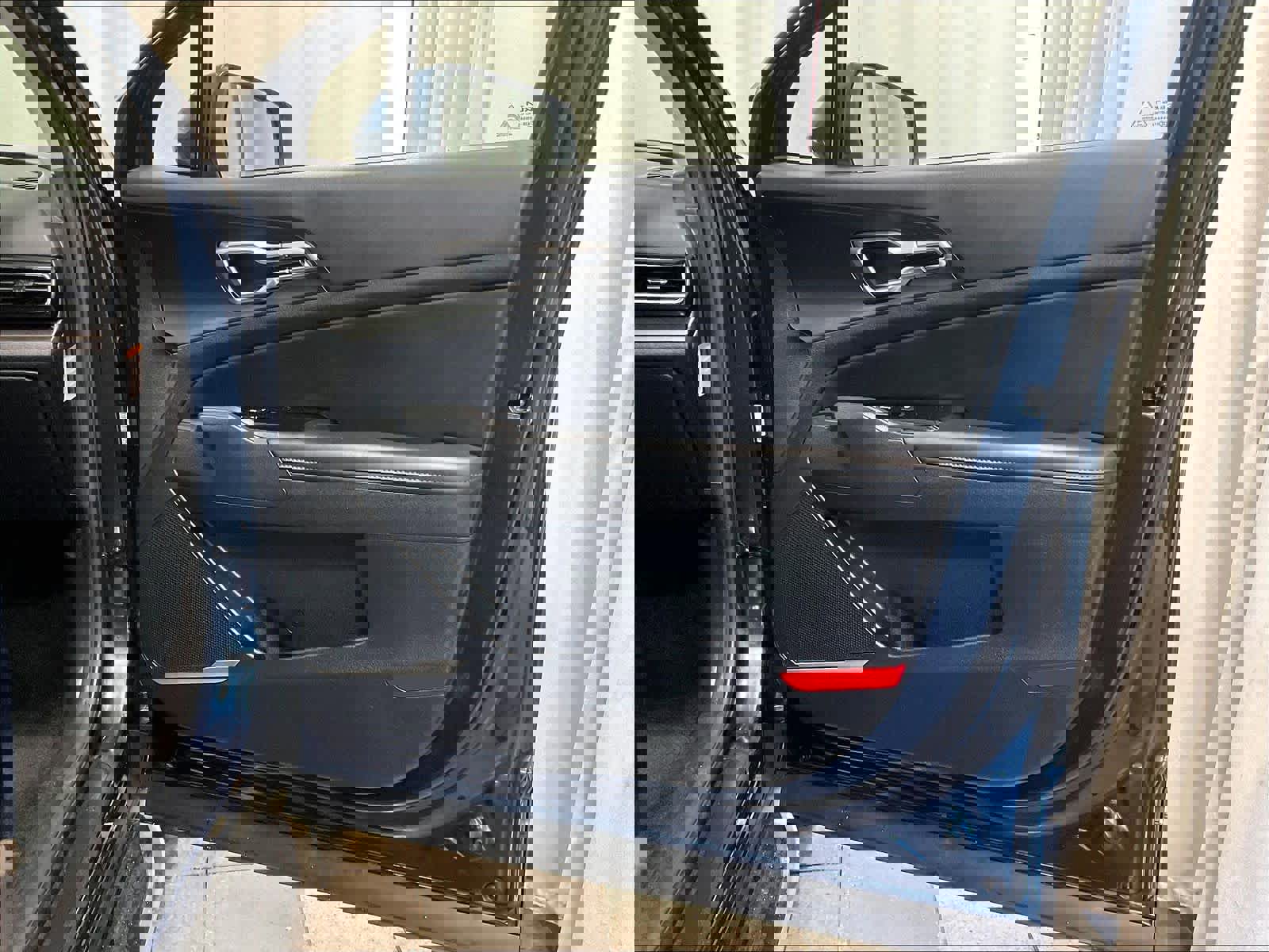 Used 2024 Kia Sportage EX w/ EX Premium Package image 12