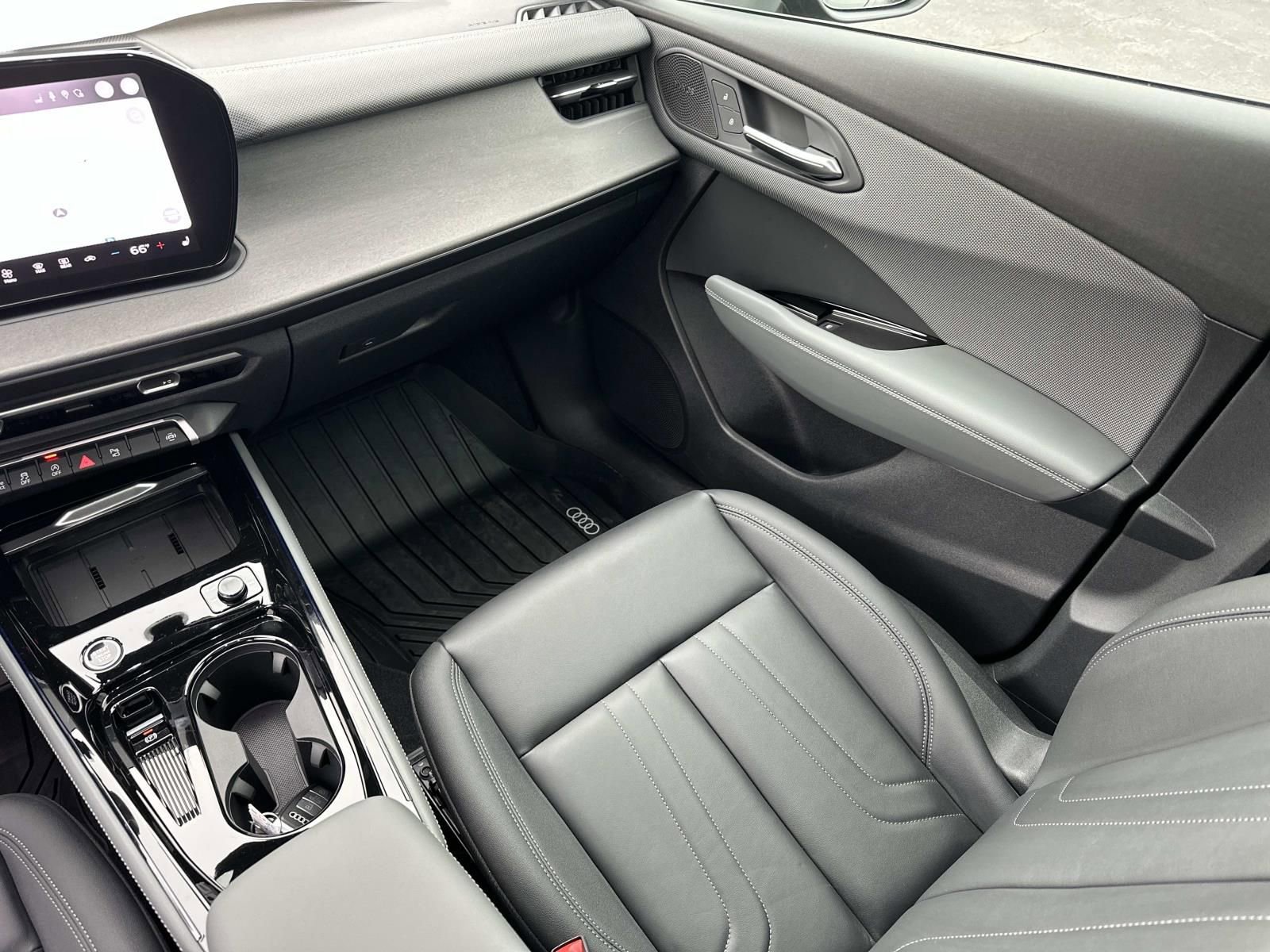 New 2026 Audi Q3 quattro 2.0T image 32