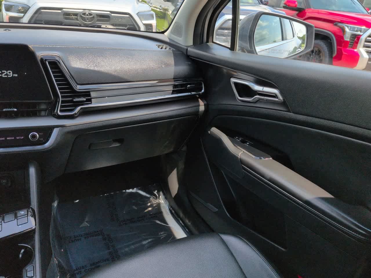 Used 2023 Kia Sportage EX FWD image 16