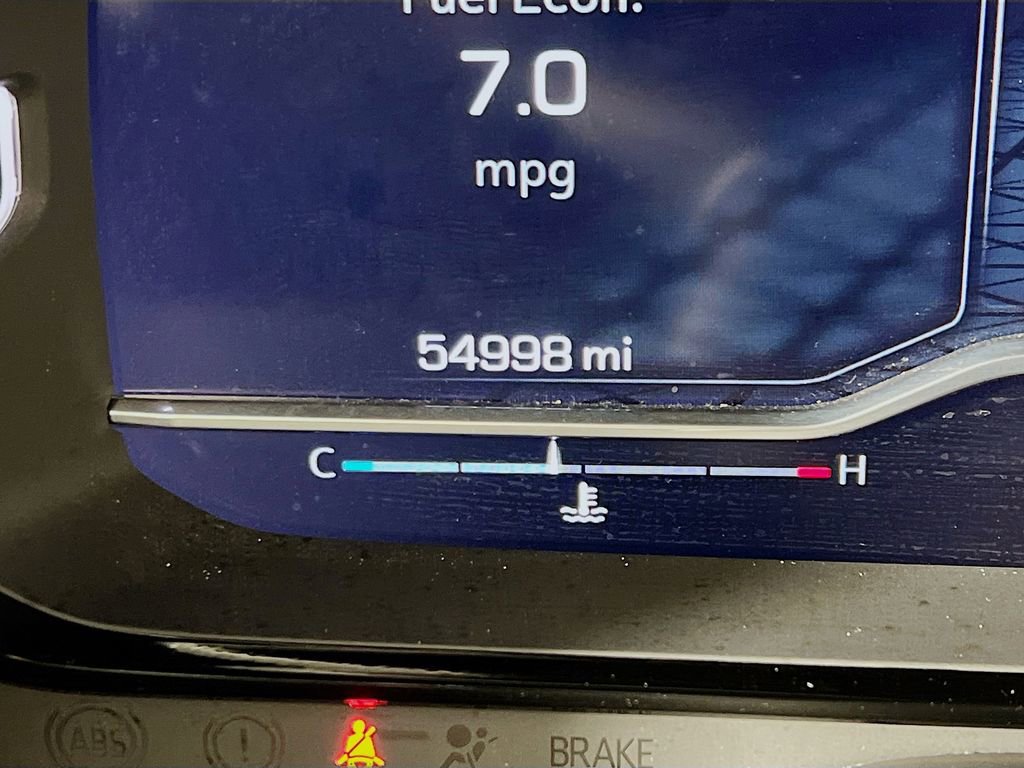 Used 2023 GMC Yukon Denali image 12