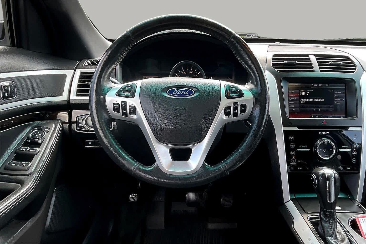 Used 2015 Ford Explorer Limited w/ Equipment Group 302A FWD image 5