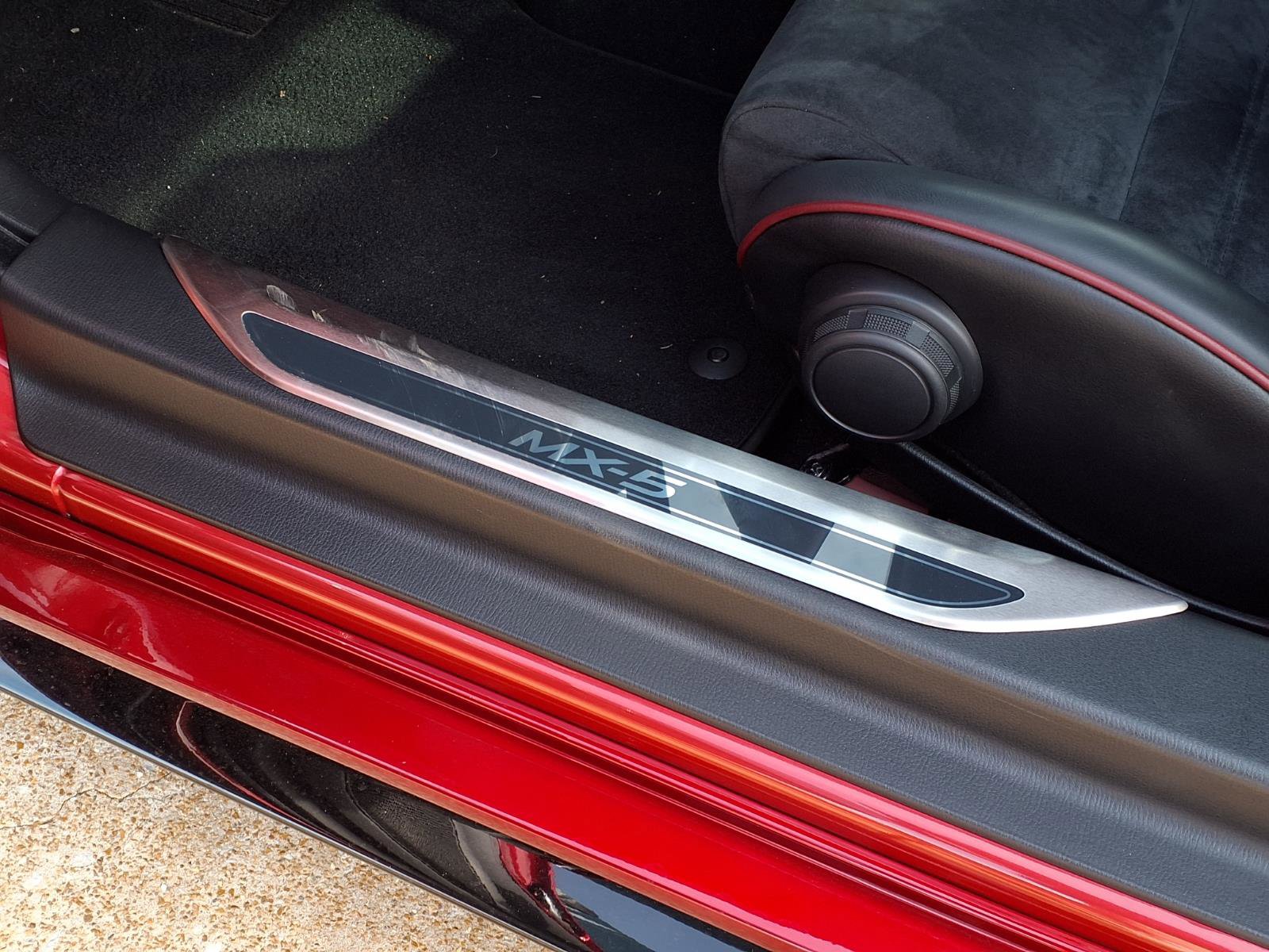 Used 2019 MAZDA MX-5 Miata Club w/ Brembo/BBS Recaro Package image 24