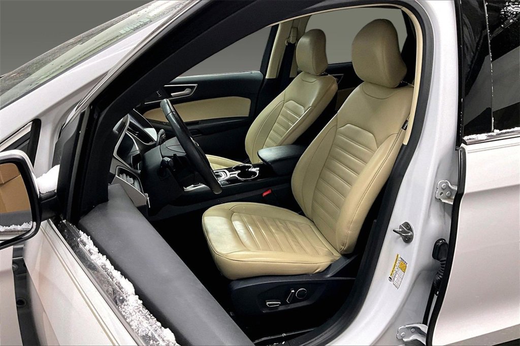 Used 2018 Ford Edge SEL w/ Equipment Group 201A image 14