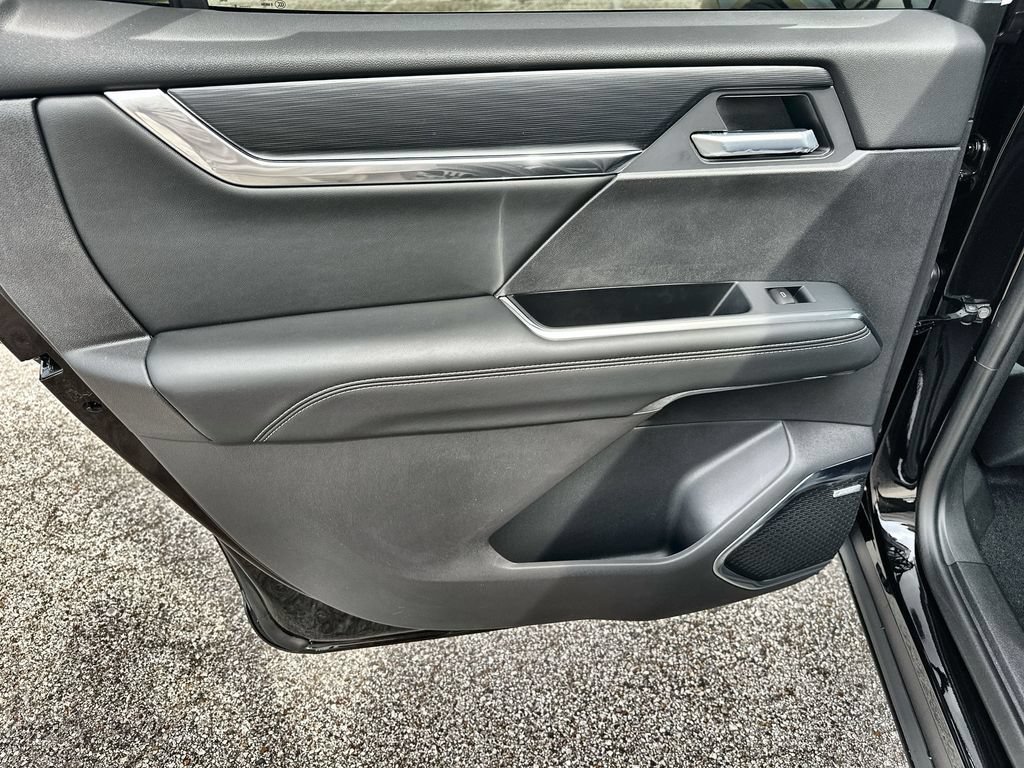 New 2026 GMC Acadia Elevation w/ Black Edition FWD image 15