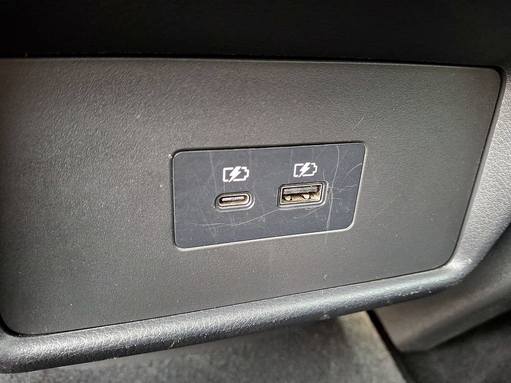 Used 2021 Nissan Rogue SV AWD/4WD image 14