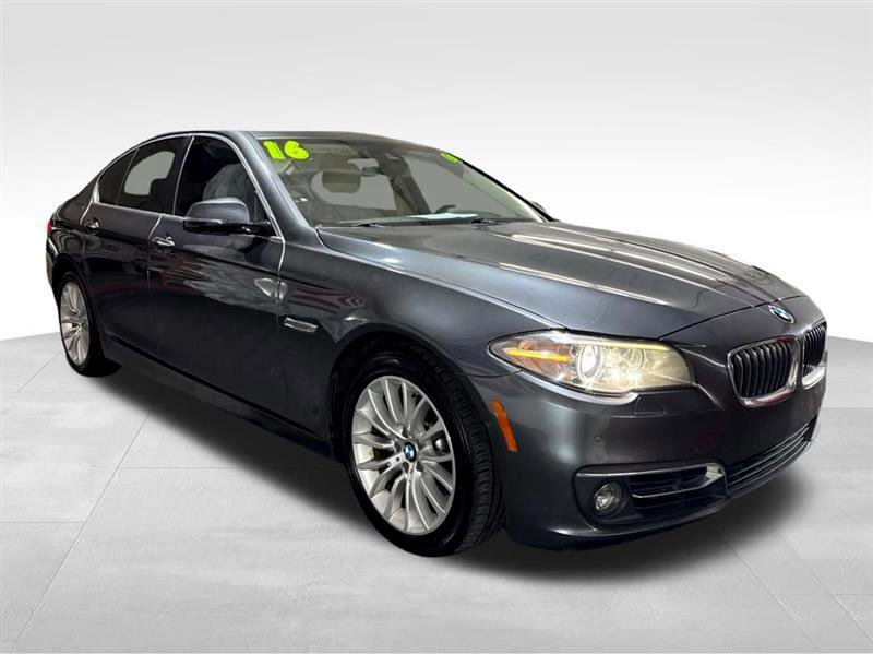 Used 2016 BMW 528i Sedan image 3
