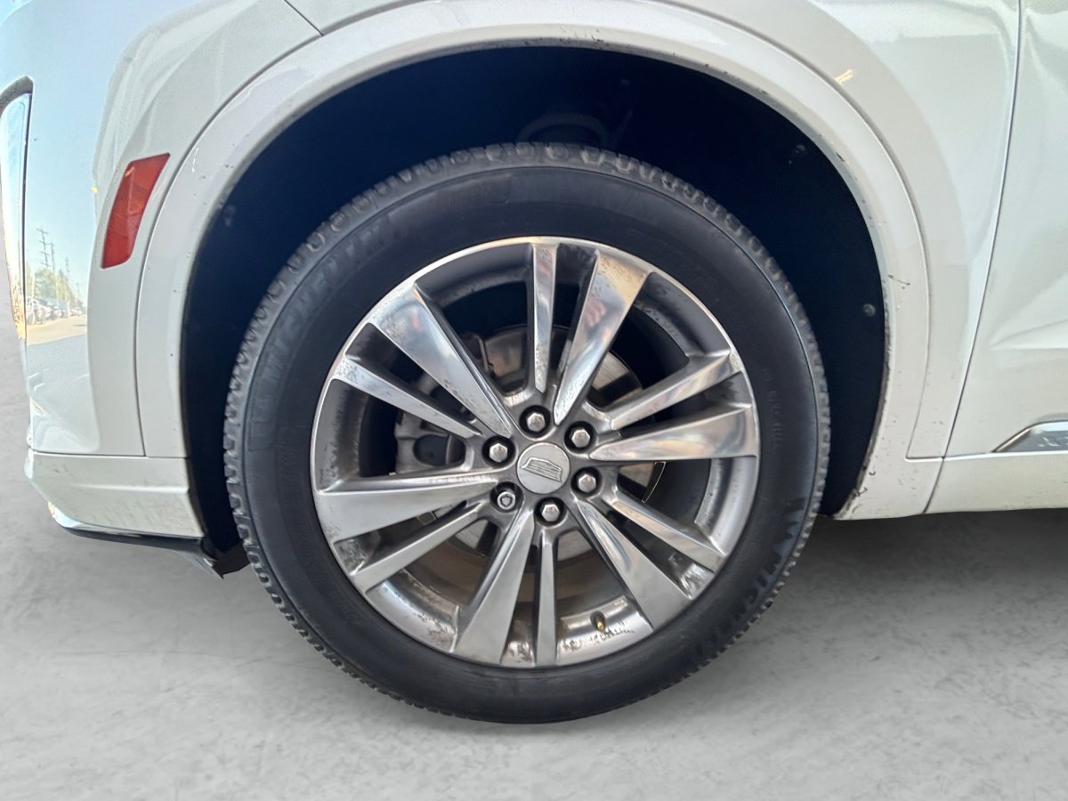 Used 2022 Cadillac XT6 Premium Luxury FWD image 28
