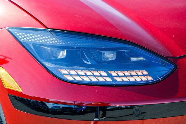 Certified 2025 Hyundai Ioniq 6 SEL image 8