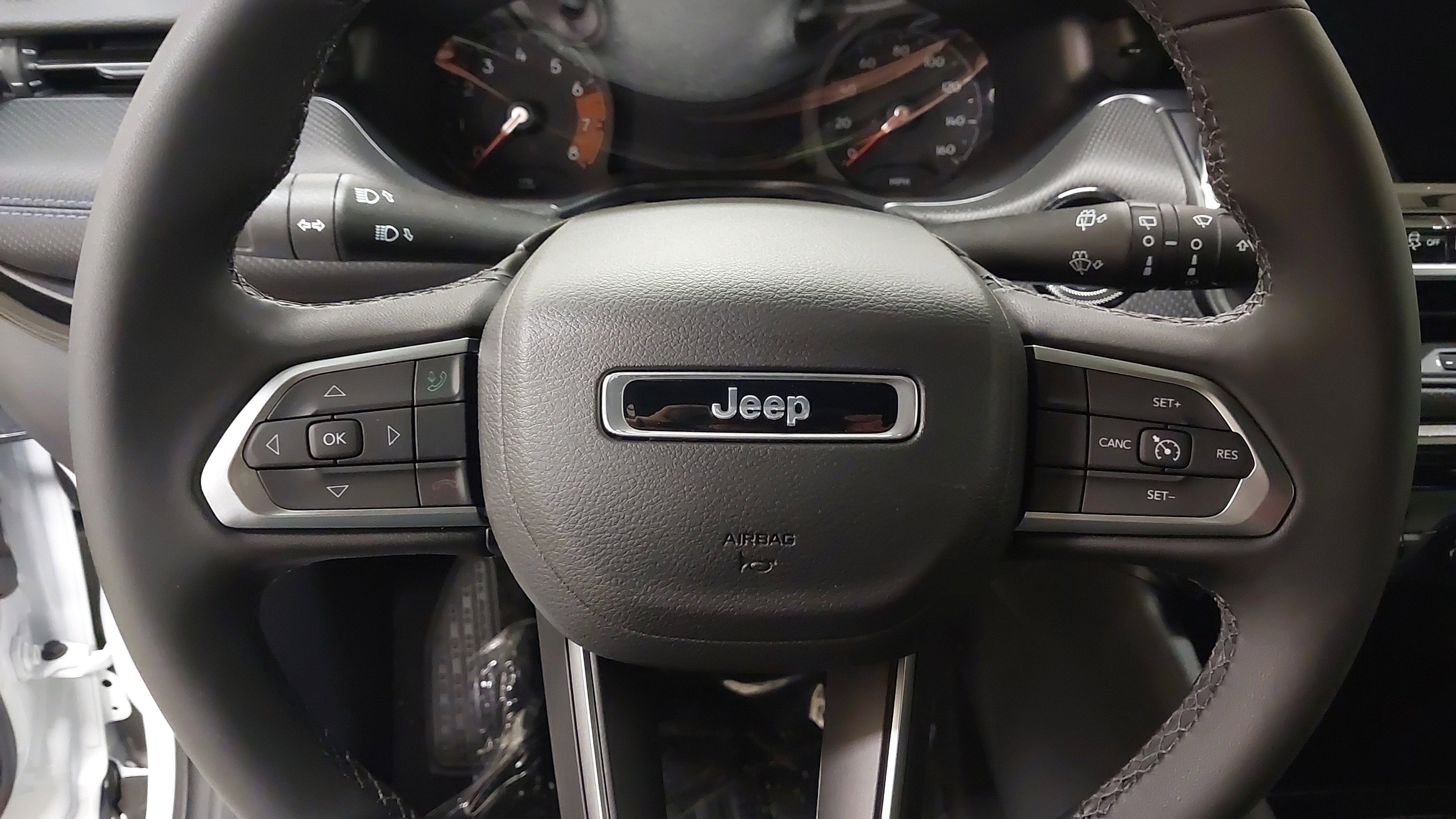 New 2026 Jeep Compass Latitude image 35