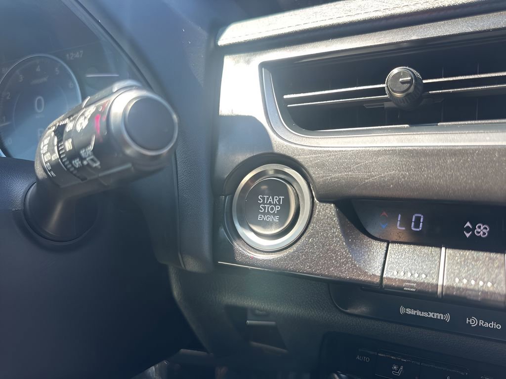 Used 2019 Lexus UX 200 w/ Premium Package image 21