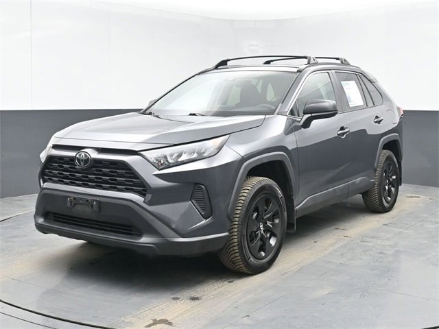 Used 2021 Toyota RAV4 LE image 5
