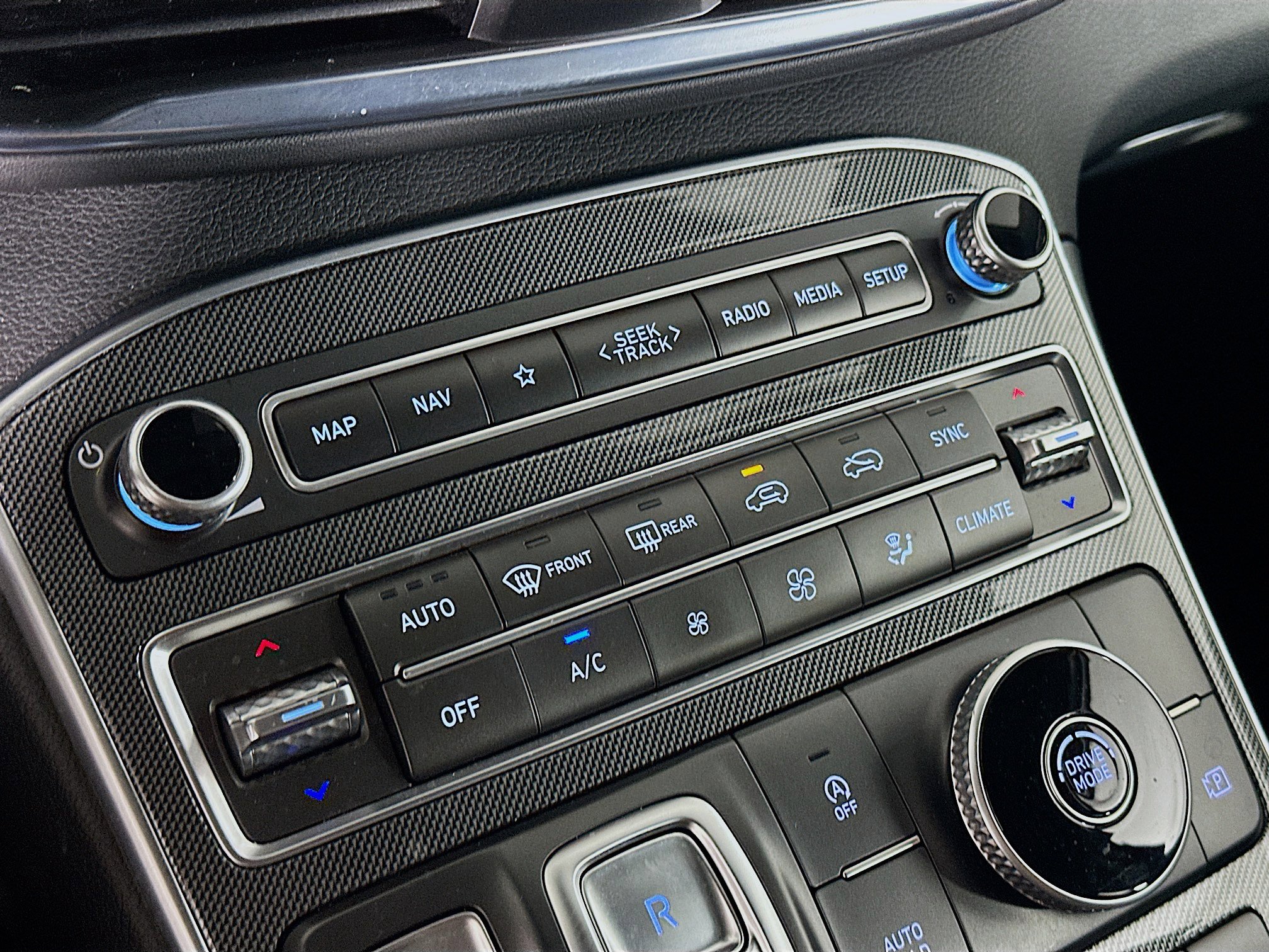 Used 2023 Hyundai Santa Fe SEL image 23