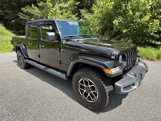 Used 2021 Jeep Gladiator Sport AWD/4WD image 4