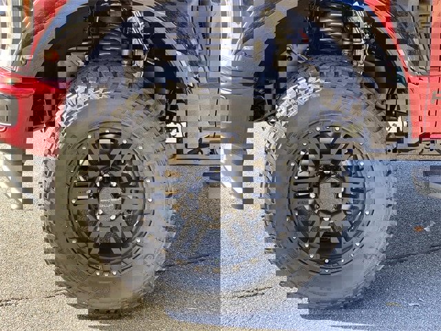 New 2026 Ford F250 Lariat w/ Black Appearance Package image 28