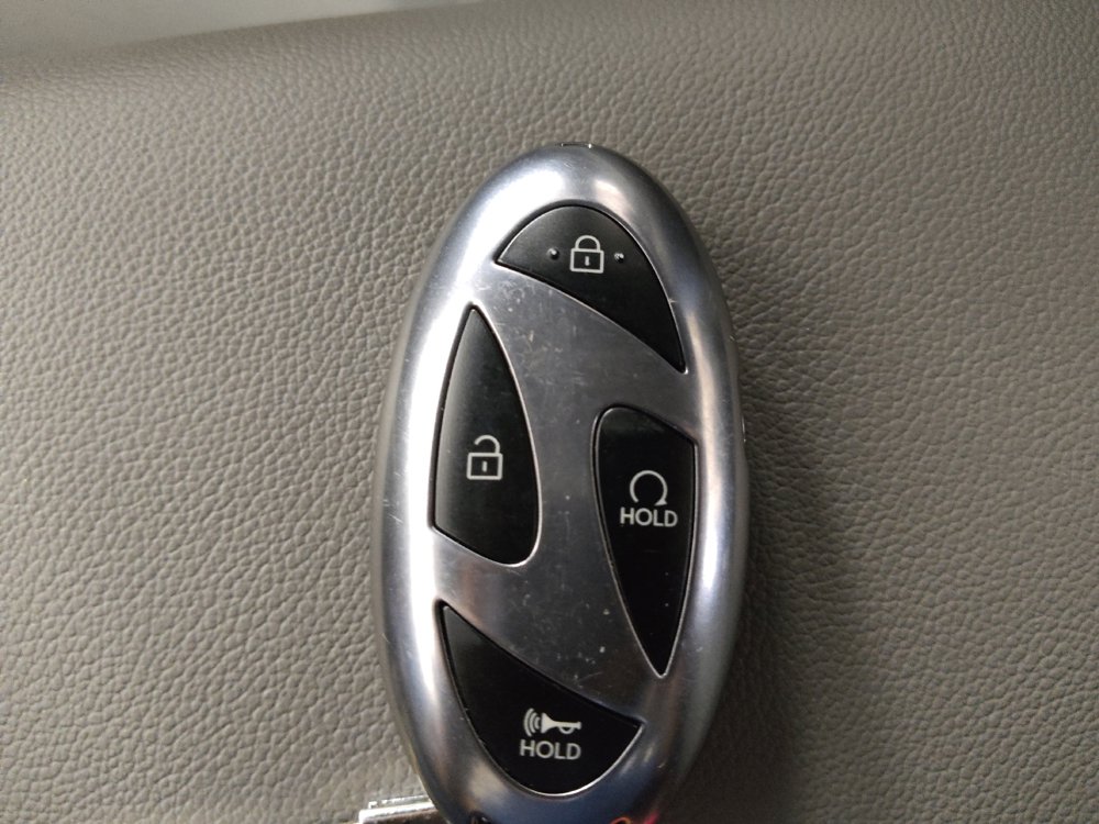 Used 2025 Hyundai Elantra Sport FWD image 32