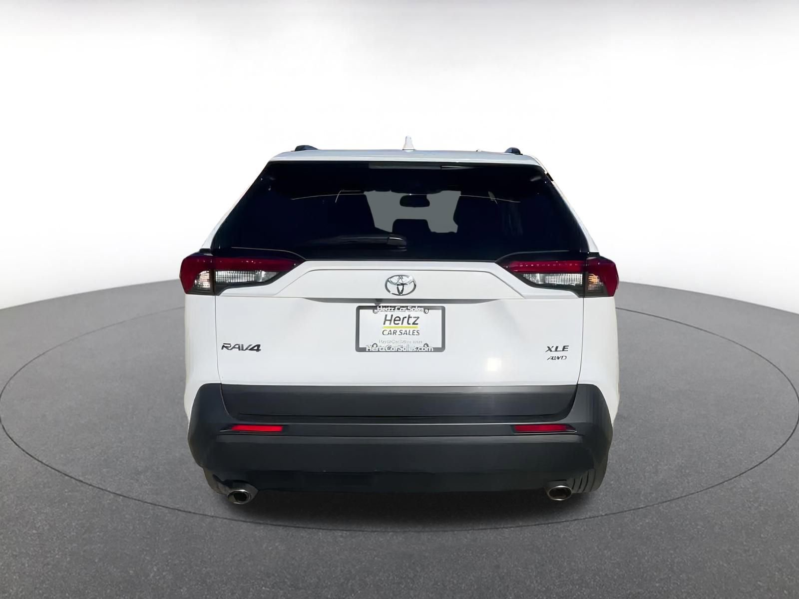 Used 2025 Toyota RAV4 XLE image 11