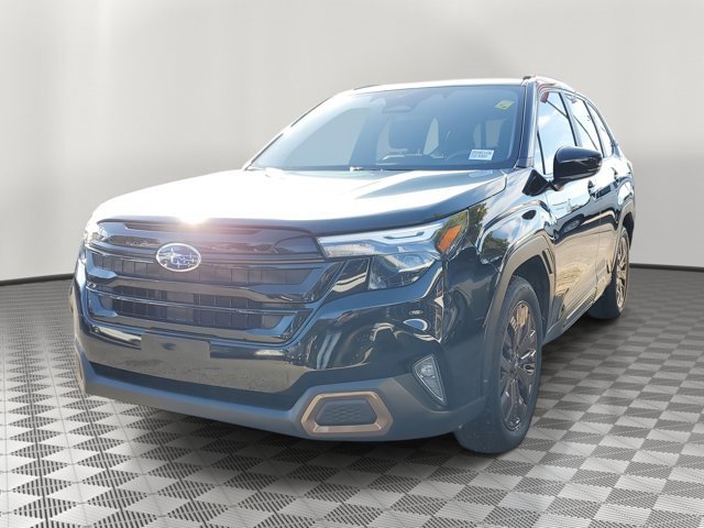 Used 2025 Subaru Forester Sport image 3