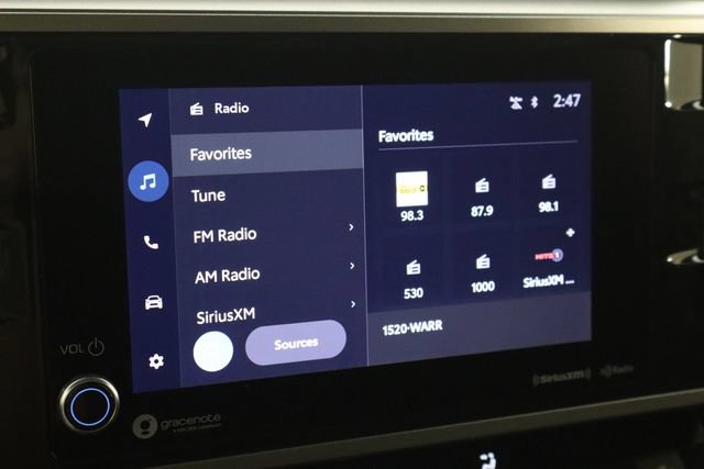 Used 2023 Toyota Tundra SR5 w/ SR5 Convenience Package AWD/4WD image 28