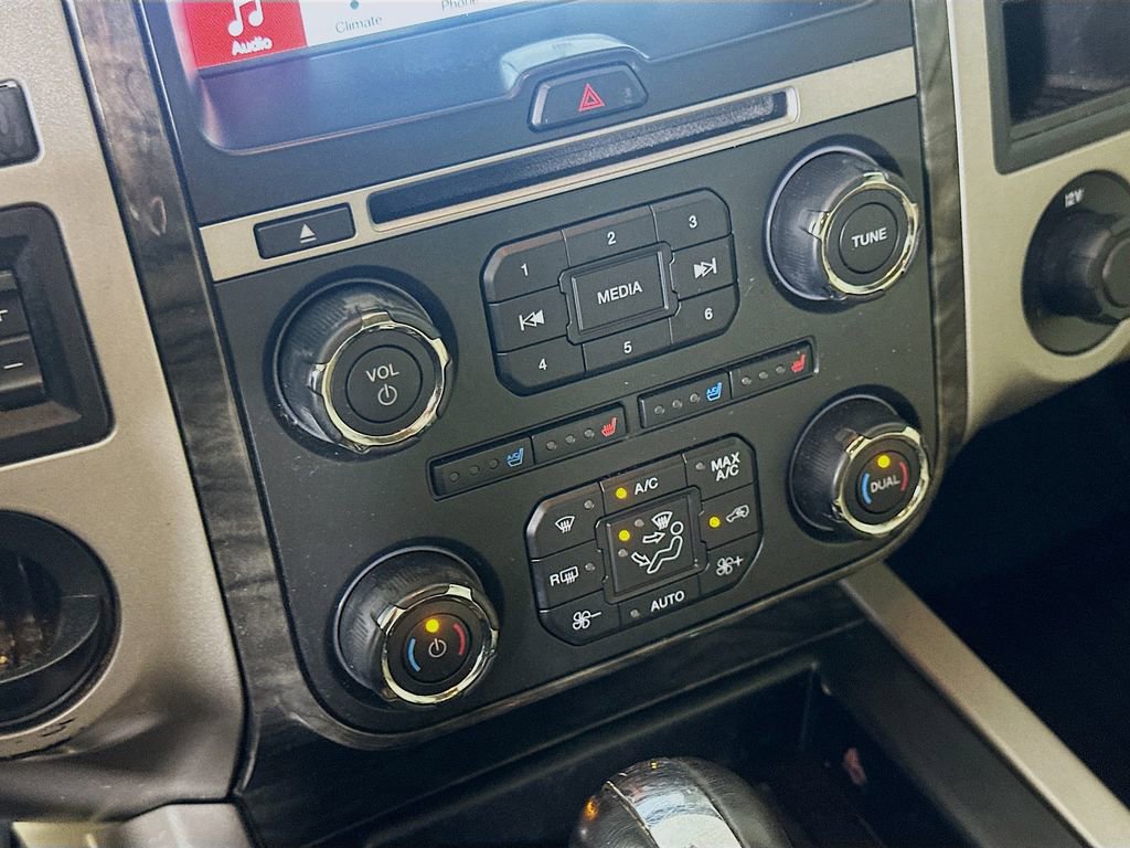 Used 2017 Ford Expedition Limited w/ Equipment Group 301A RWD image 22