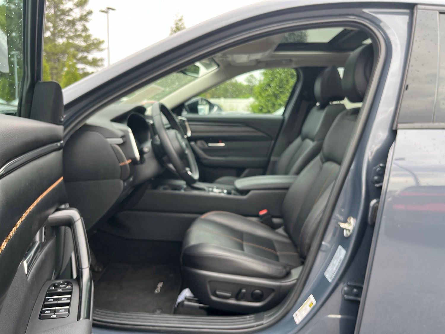 Certified 2025 MAZDA CX-50 2.5 Hybrid w/ Premium Plus Pkg AWD/4WD image 28