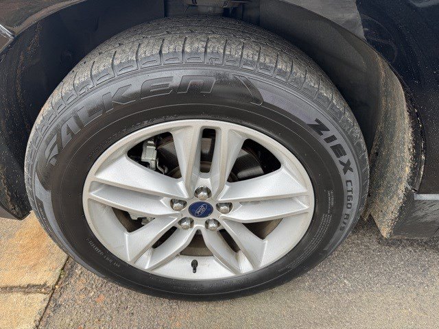 Used 2018 Ford Edge SEL w/ Equipment Group 201A image 5