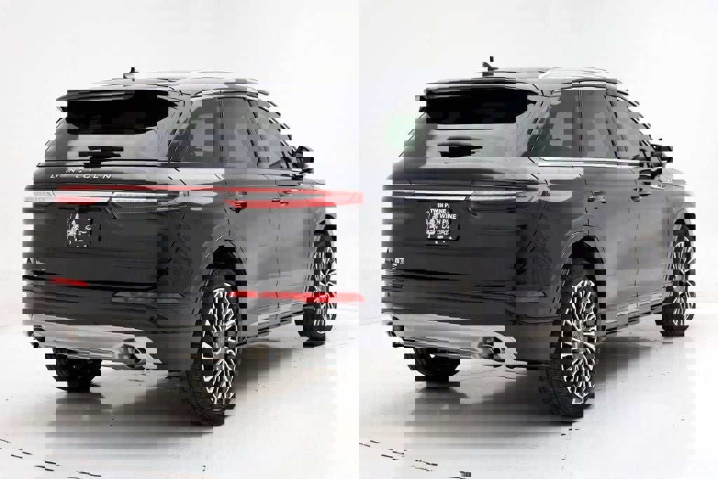 Used 2022 Lincoln Corsair Reserve w/ Sport Package image 9