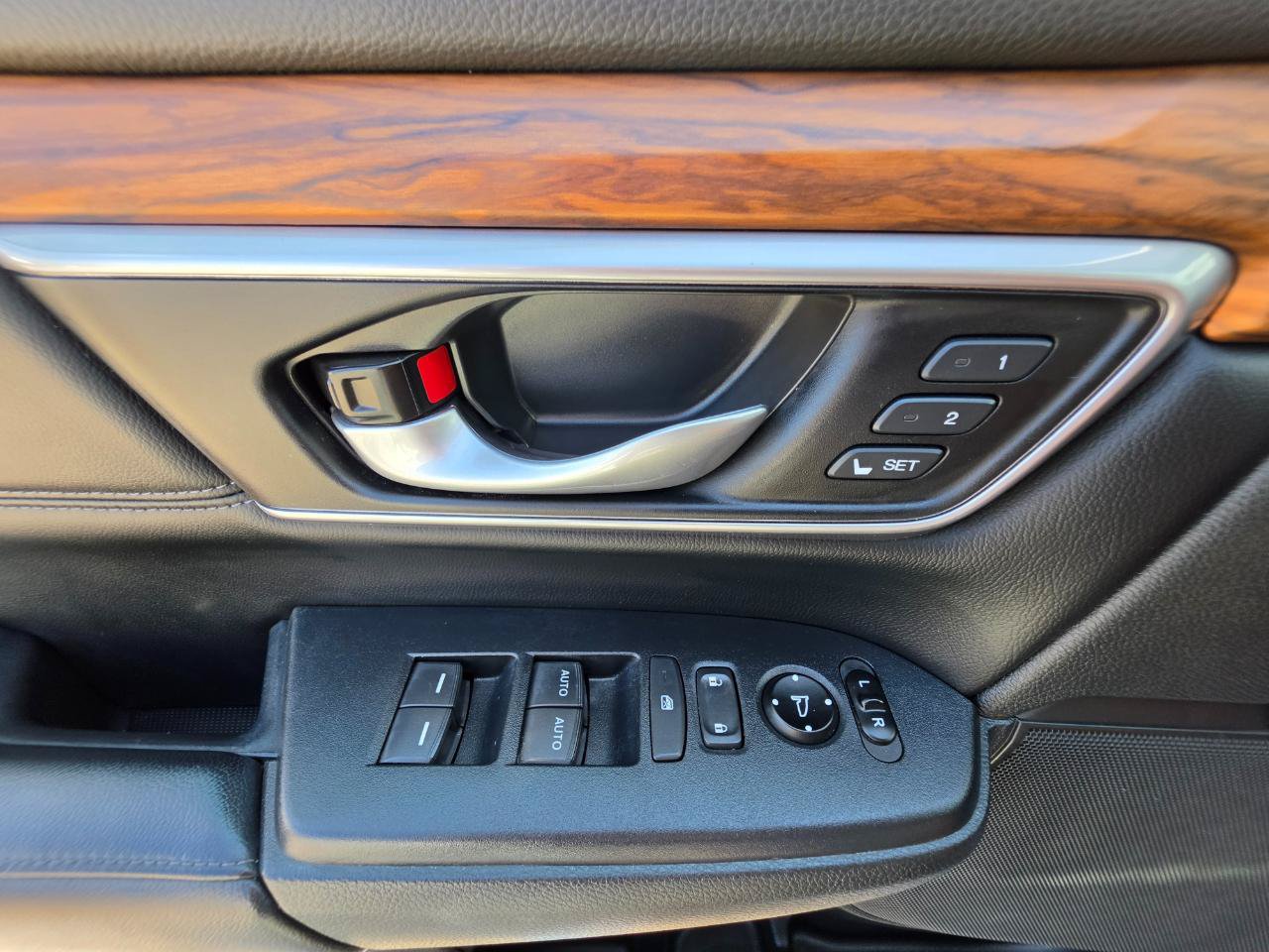 Used 2020 Honda CR-V Touring image 13