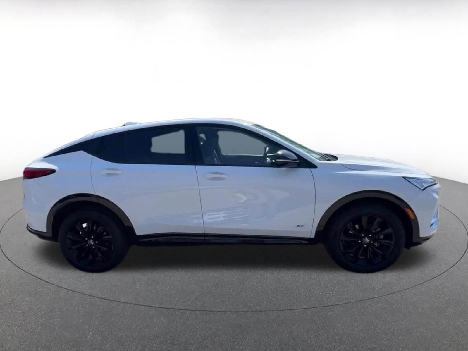 Used 2025 Buick Envista Sport Touring image 15