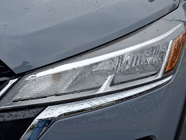 Used 2023 Nissan Kicks SV FWD image 12