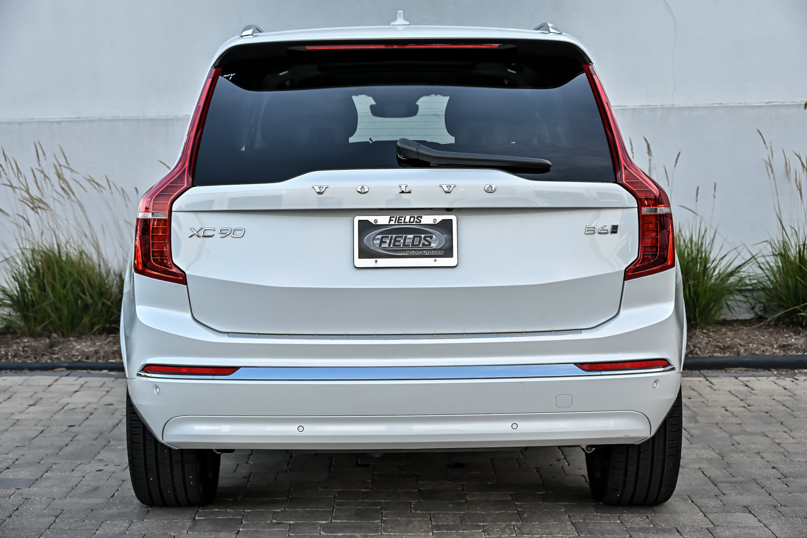 Used 2025 Volvo XC90 B6 Plus w/ Protection Package Premier AWD/4WD image 12